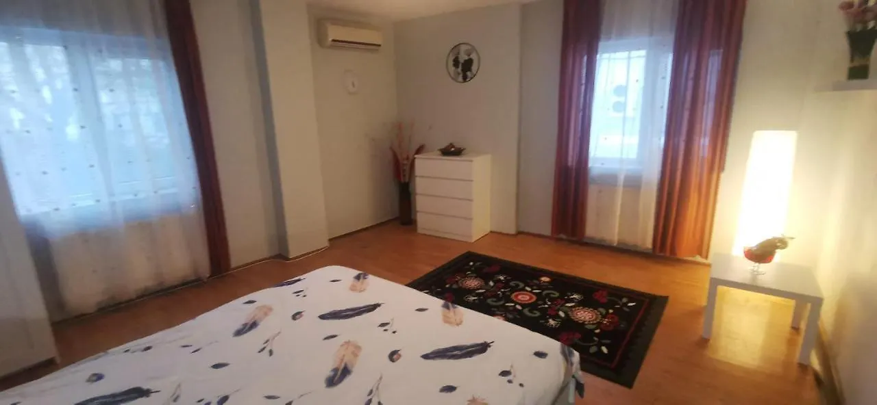 Andreea'S Apartments-Old Town Bucharest Apartment